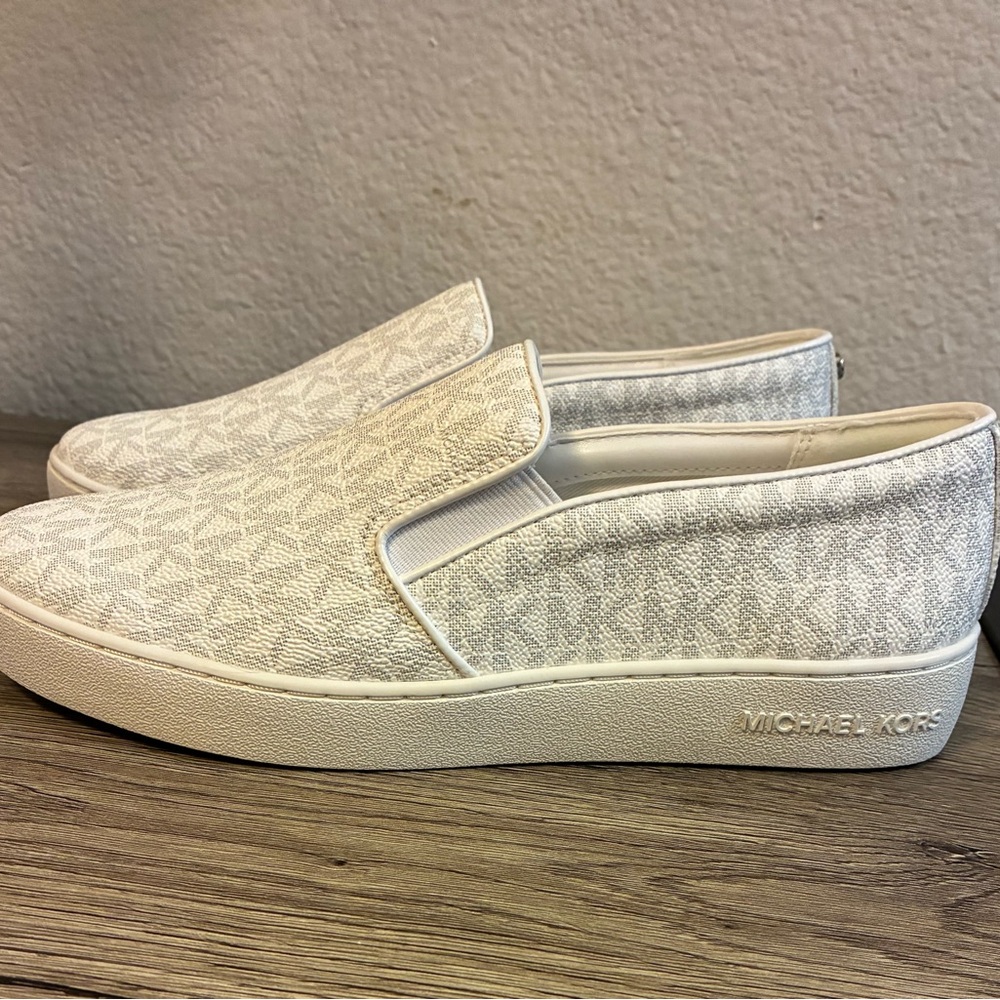 Michael Kors Cream Patterned Slip-On Shoes